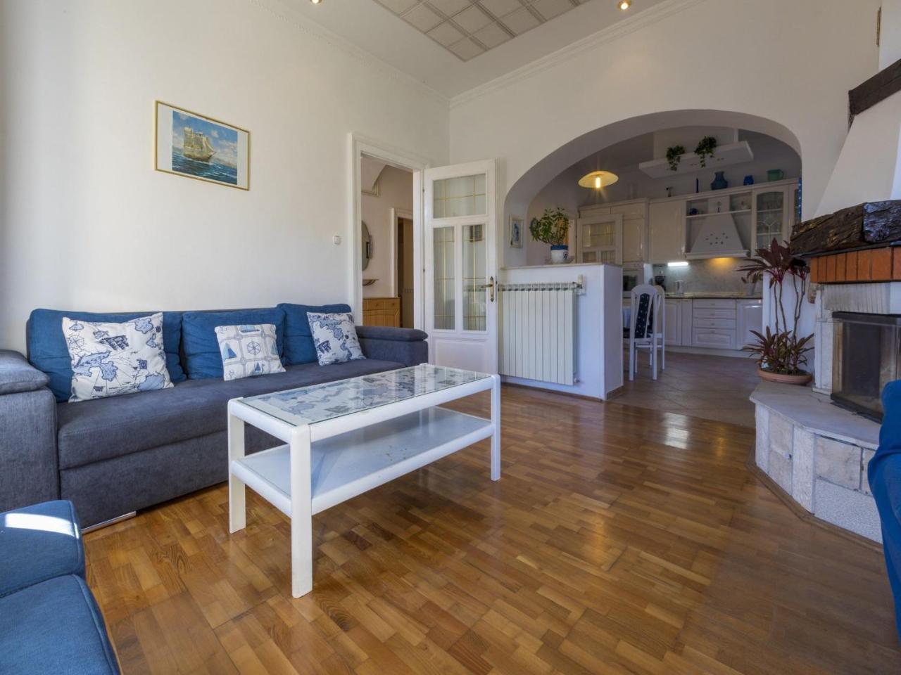 Apartment Piano Цриквеница Экстерьер фото